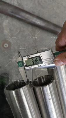Good price Inconel 625 Exhaust Pipe 9.8 W/M*℃ Nickel Alloy 625 Tube For Aerospace online